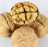 核桃深加工——核桃油，核桃粉，核桃工藝品，活性炭制品(圖1)